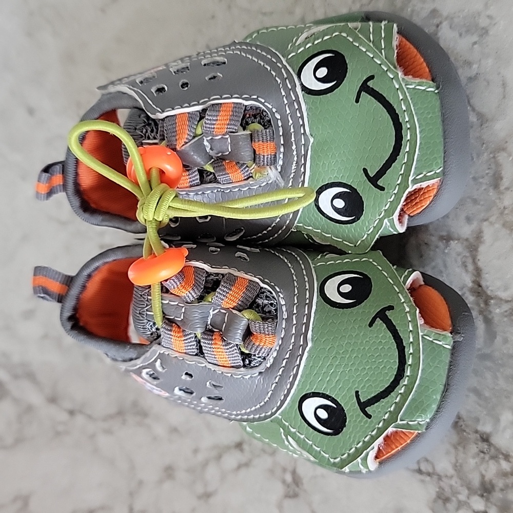 Zooligans Baby Sandals - Size 4 EUC